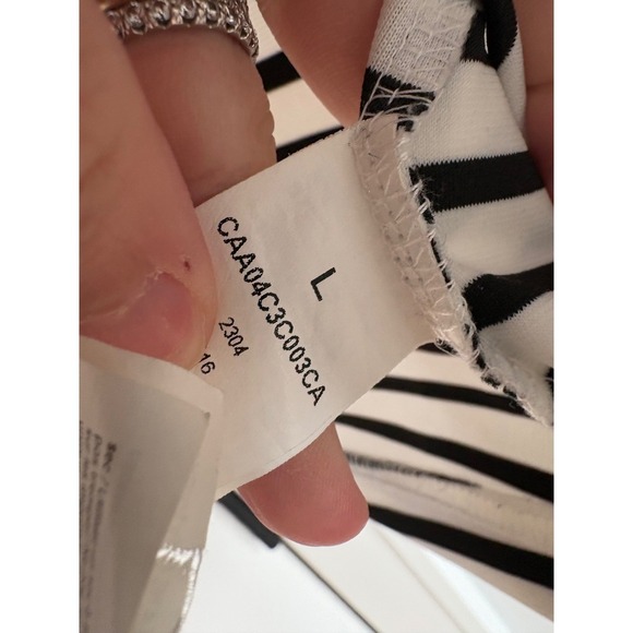 Striped Sleeveless Top | Black and White Tank | Casual Basic Tee - Picture 3 of 4